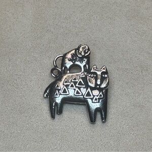 1993 Vintage Laurel Burch “Feline Family” Silver-tone Brooch